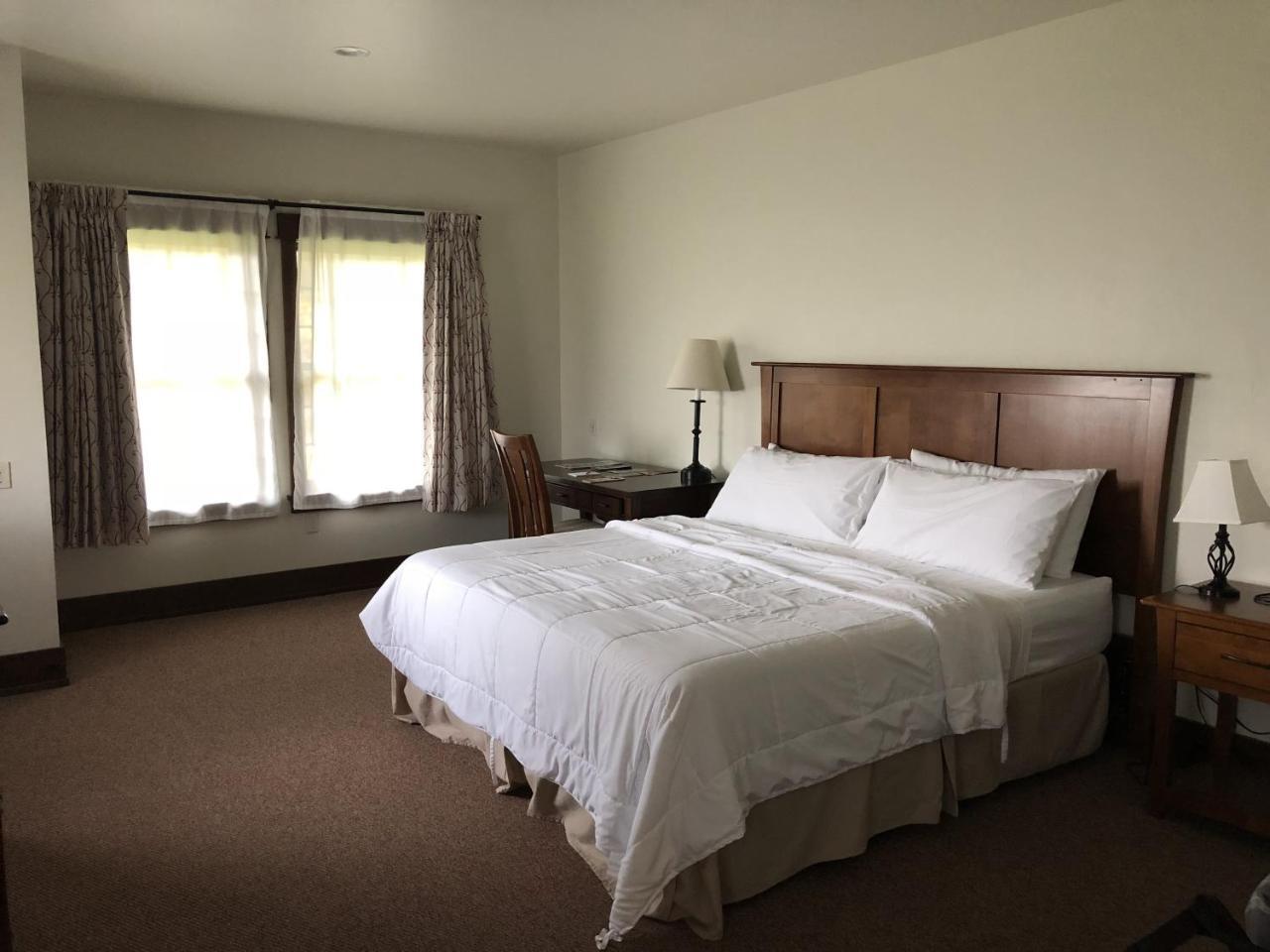 Great Northern Resort Уэст-Глейшер Экстерьер фото